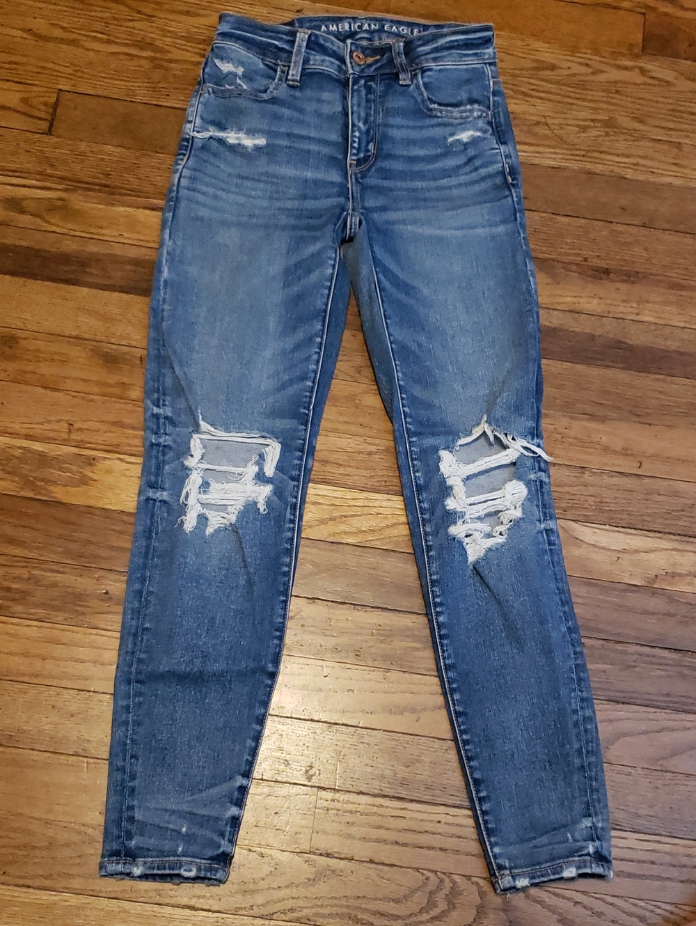 American Eagle 00s Short Length - Manufacturers Distressed